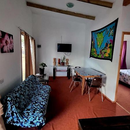 Cabanas Henua Roa Ханга Роа Стая снимка